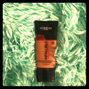 L’Oréal Paris 24-HR foundation